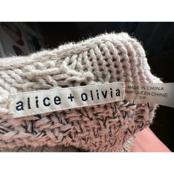 NEW! Alice+Olivia S Cowl Neck Chunky Knit Sweater Ombre Stripe Cream Gray Black - Picture 10 of 10
